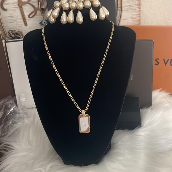 Authentic Dior gold plated necklace - Picture 3 of 10